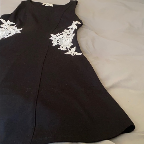 Ya Los Angeles Dress Black with White Stitch - Picture 4 of 4